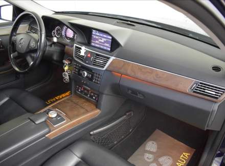 Mercedes-Benz - E-class