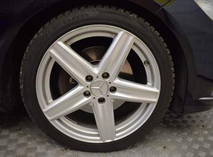 Mercedes-Benz - E-class