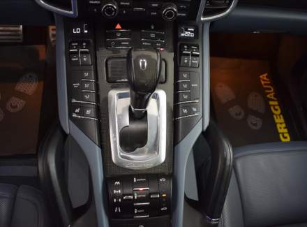 Porsche - Cayenne