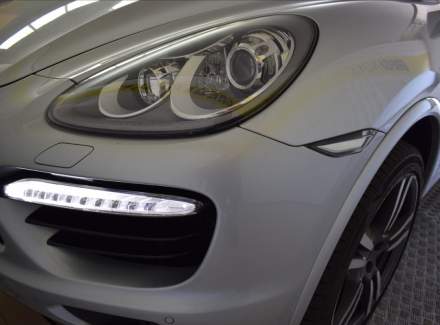 Porsche - Cayenne