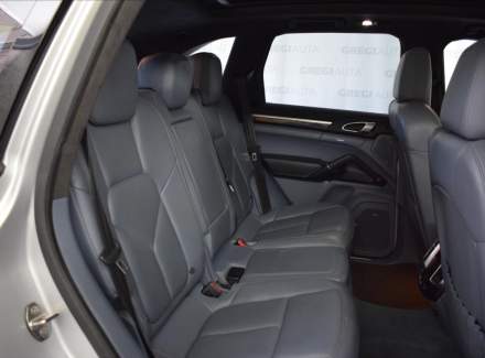 Porsche - Cayenne