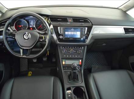 Volkswagen - Touran