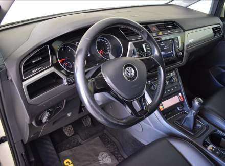 Volkswagen - Touran