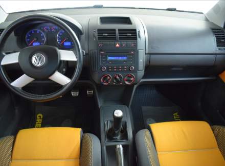 Volkswagen - Polo