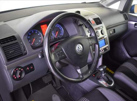 Volkswagen - Touran