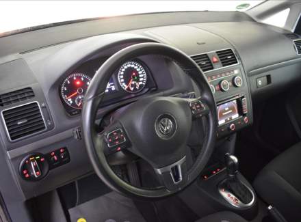 Volkswagen - Touran