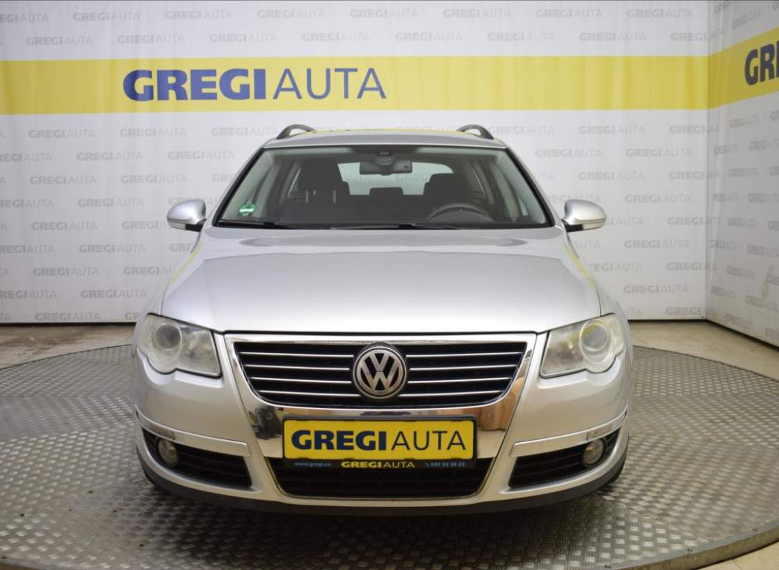 Volkswagen - Passat