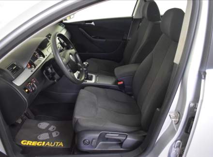 Volkswagen - Passat