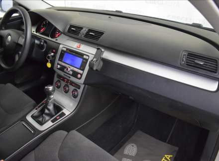 Volkswagen - Passat