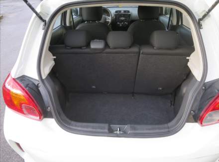 Mitsubishi - Space Gear