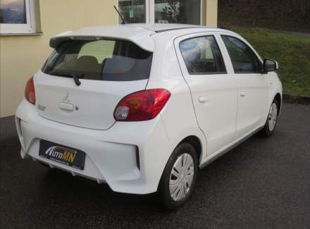 Mitsubishi - Space Gear