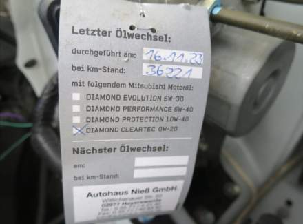 Mitsubishi - Space Gear