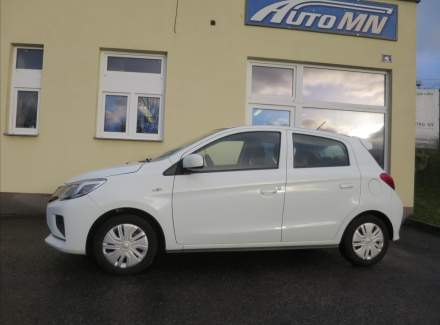 Mitsubishi - Space Gear