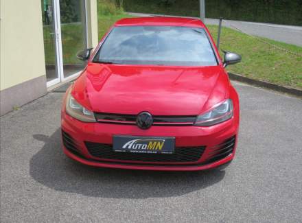 Volkswagen - Golf