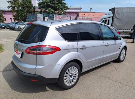 Ford - S-MAX