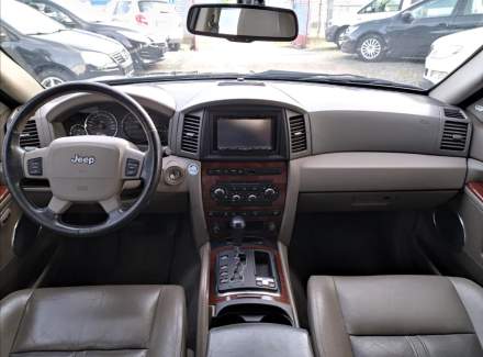 Jeep - Grand Cherokee