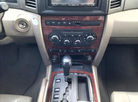 Jeep - Grand Cherokee