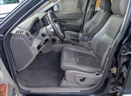 Jeep - Grand Cherokee