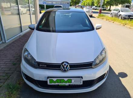 Volkswagen - Golf