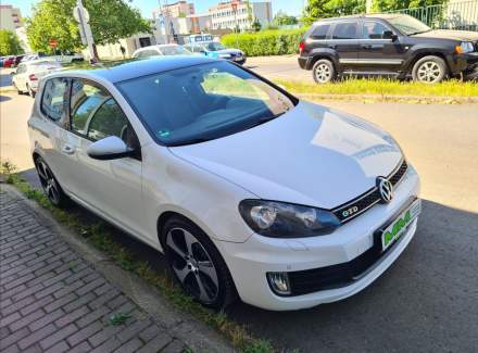 Volkswagen - Golf