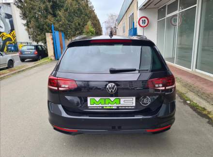 Volkswagen - Passat