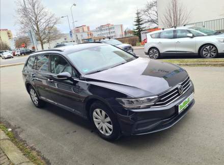Volkswagen - Passat