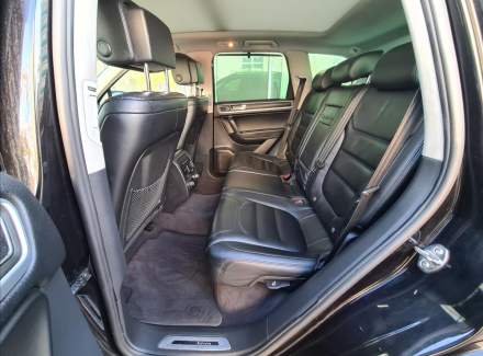 Volkswagen - Touareg