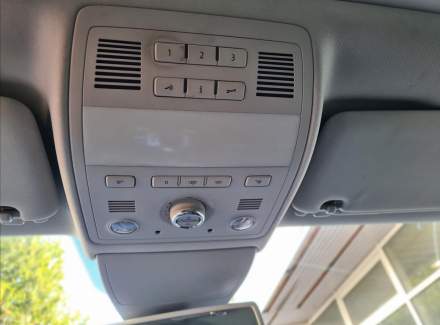 Volkswagen - Touareg