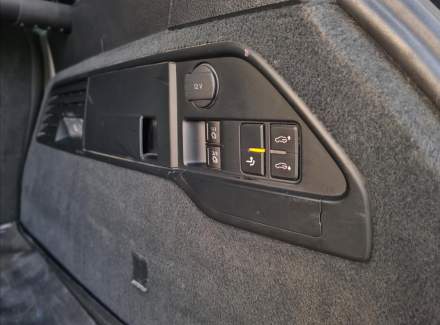 Volkswagen - Touareg