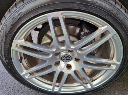 Volkswagen - Touareg