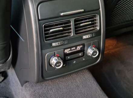 Volkswagen - Touareg