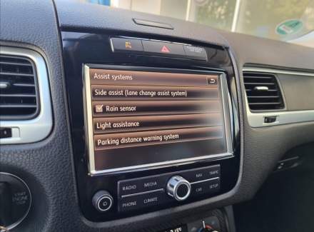 Volkswagen - Touareg