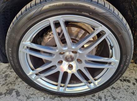 Volkswagen - Touareg