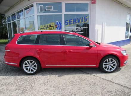 Volkswagen - Passat