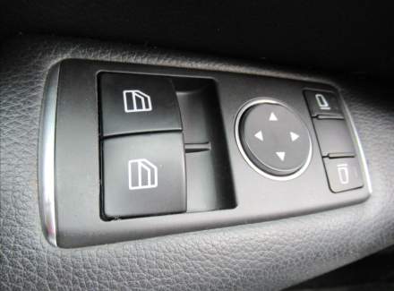 Mercedes-Benz - C-class