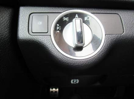 Mercedes-Benz - C-class