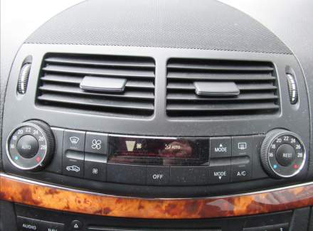 Mercedes-Benz - E-class