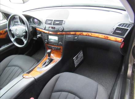 Mercedes-Benz - E-class