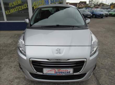 Peugeot - 5008