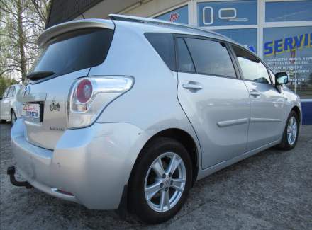 Toyota - Verso