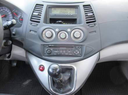 Mitsubishi - Grandis