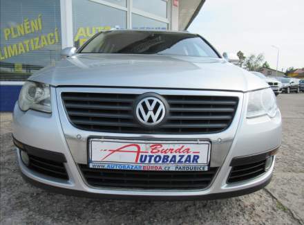 Volkswagen - Passat