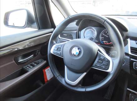 BMW - 2er