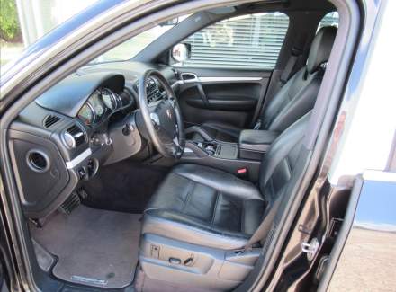 Porsche - Cayenne