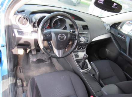 Mazda - 3