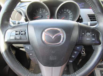 Mazda - 3