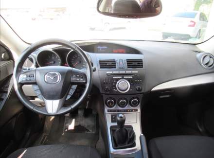 Mazda - 3
