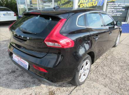 Volvo - V40