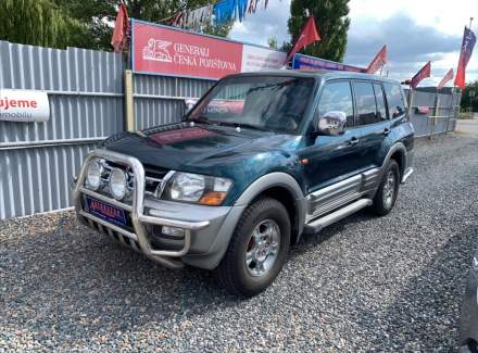 Mitsubishi - Pajero