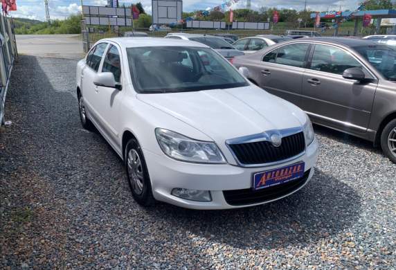 Škoda - Octavia